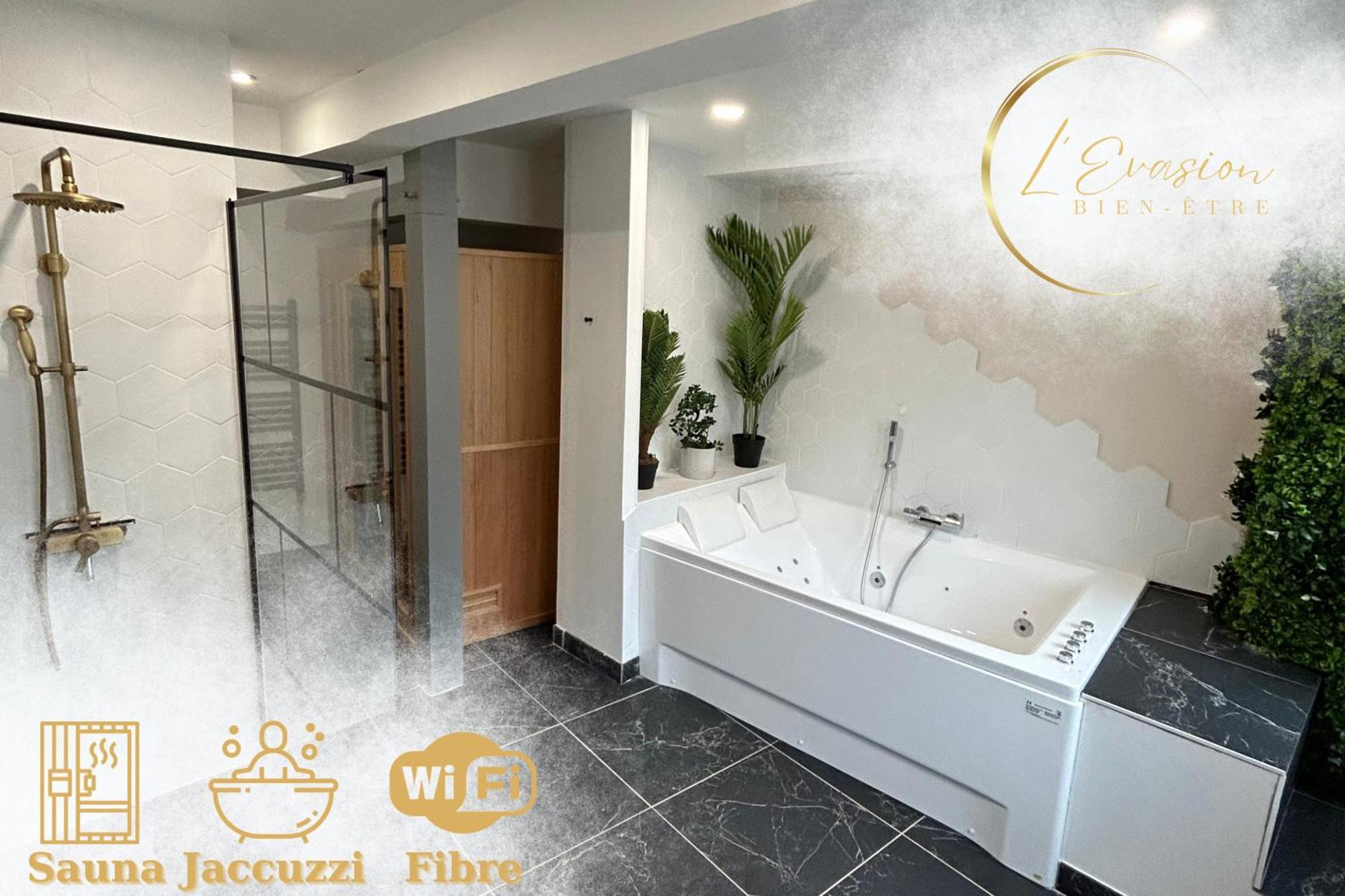 L'Evasion Amboise, Sauna Jacuzzi エクステリア 写真