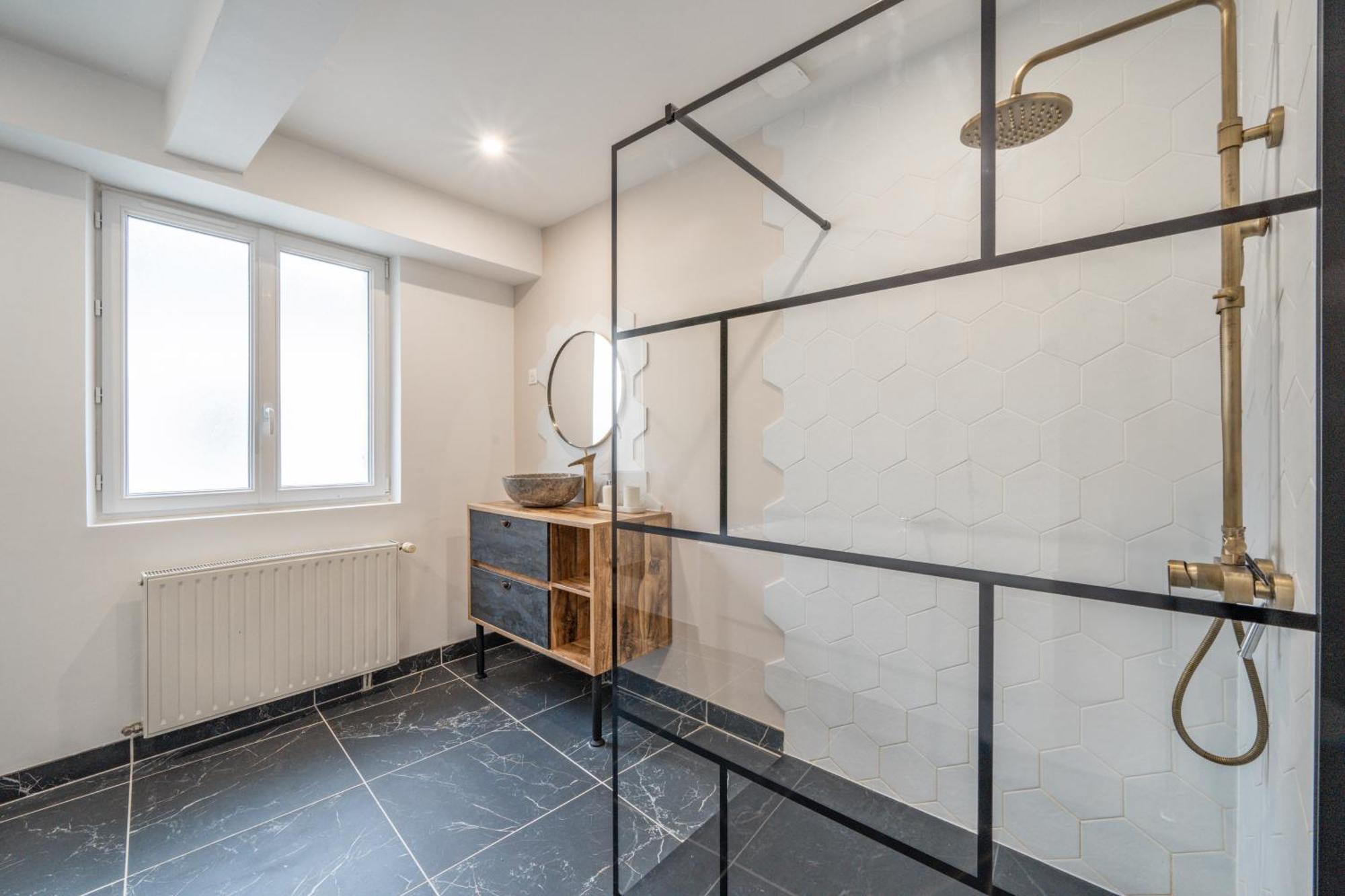 L'Evasion Amboise, Sauna Jacuzzi エクステリア 写真
